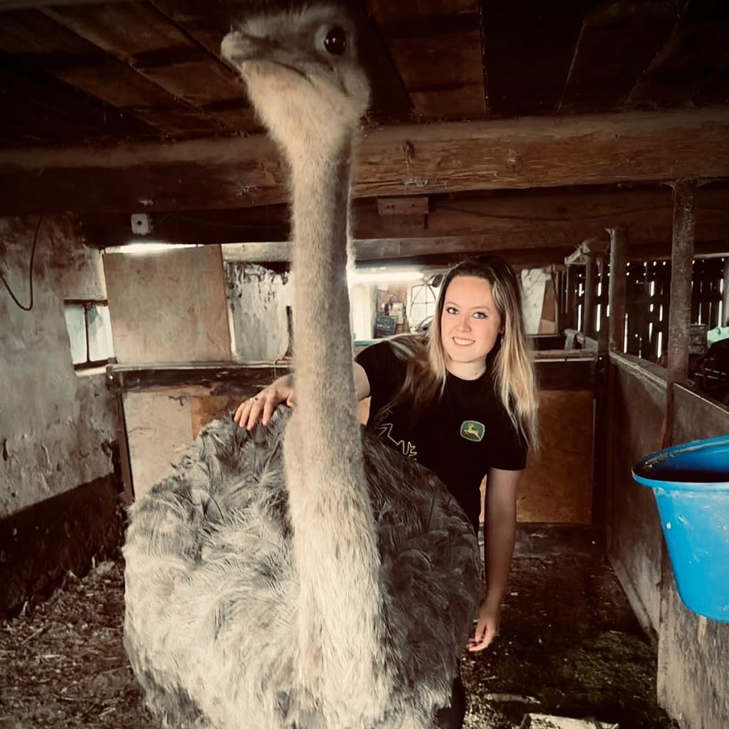 WhatsApp Image 2023-04-14 at 12.37.501